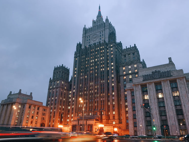 МИД России вызвал на "серьезный разговор" американских дипломатов из-за публикации посольства США в РФ