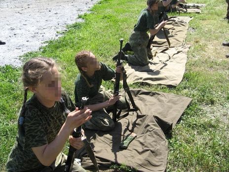Бойовики на Донбасі готують дітей до участі в бойових діях – Офіс генпрокурора