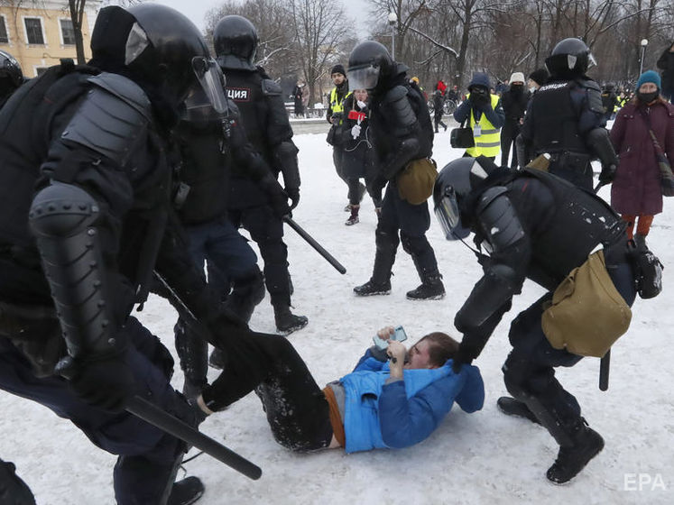 "Всього лише розминка". Кремль готовий застосувати більше сили до протестувальників – Reuters