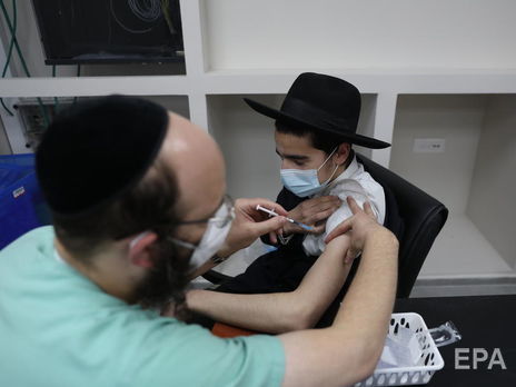 Ізраїль запровадив паспорти для вакцинованих проти COVID-19. У країні такі документи вже з'явилися на чорному ринку