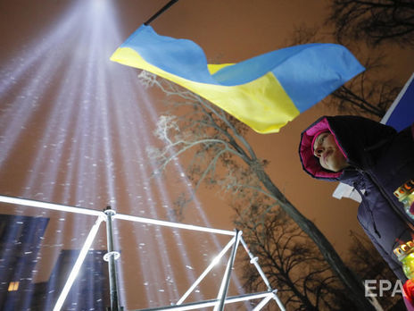 У Києві запалили промені гідності на честь загиблих героїв Небесної сотні. Відео
