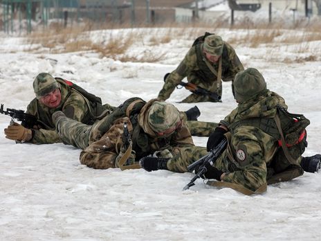Россия проведет в оккупированном Крыму учения воздушно-десантных войск