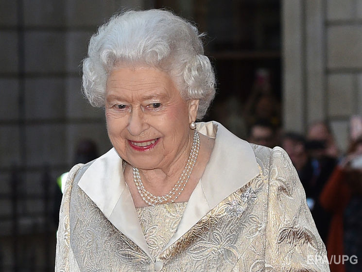 Королева Великобритании Елизавета II стала самым долгоправящим монархом мира