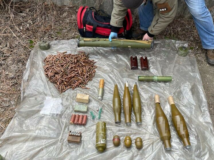 В Славянске нашли арсенал боевиков, которые готовили боеприпасы для диверсий в Донецкой области – СБУ