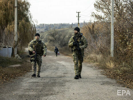 РФ стягивает около 4 тыс. военных к границам Украины – NYT