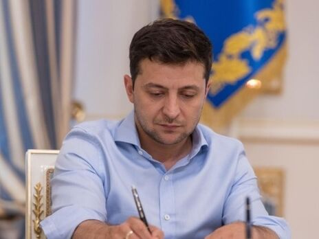 Зеленський підписав укази про звільнення послів