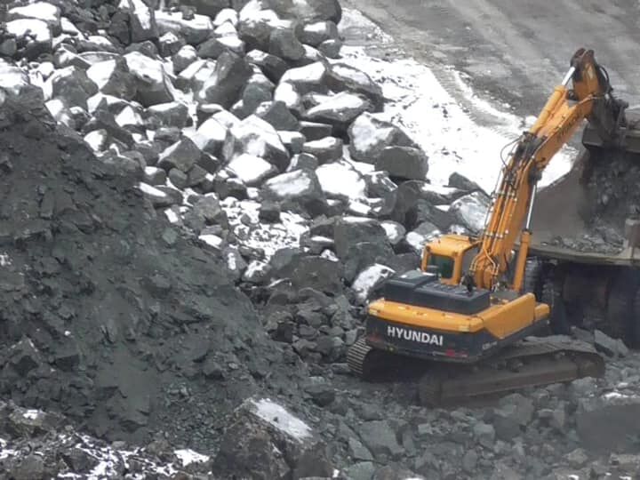 Бывшую чиновницу "Укрзалізниці" обвинили в нанесении ущерба почти на 0,5 млн грн при добыче ископаемых