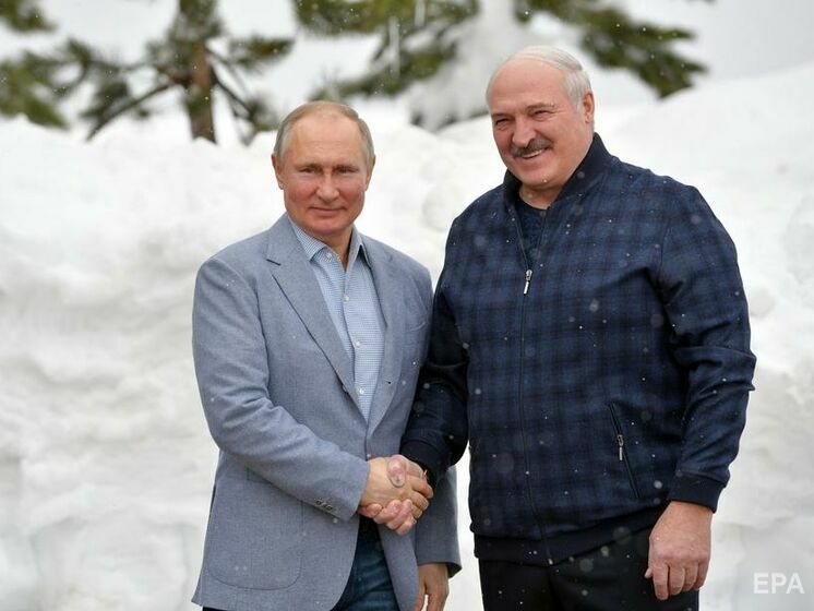 Лукашенко в конце апреля приедет в Москву на "серьезную встречу" с Путиным