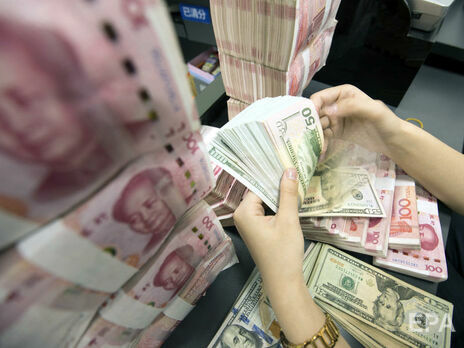 Китайський юань, на думку Дерипаски, у подальшому "серйозно посуне долар"