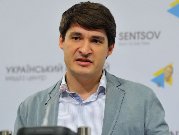 Политолог Таран: Блок Петра Порошенко регулярно недодает голоса за спецконфискацию и просто вредит ситуации