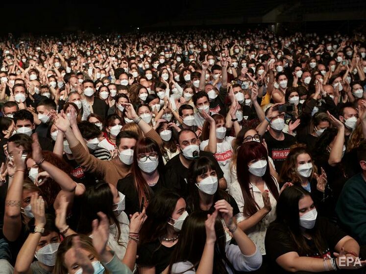 Експеримент із концертом на 5 тис. осіб в Іспанії провели успішно. На COVID-19 захворіло лише шестеро осіб