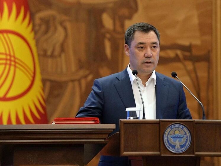 Президенты Кыргызстана и Таджикистана подтвердили решение отвести всю военную технику от границы
