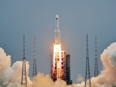 Ракета грузоподъемностью 22,5 тонны 29 апреля вывела на орбиту базовый модуль будущей космической станции Китая