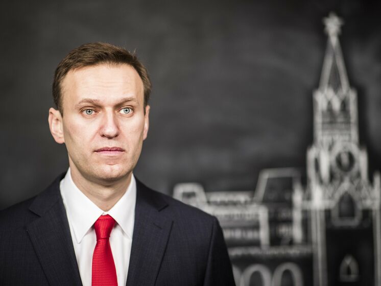 Российский суд принял иск Навального к Пескову