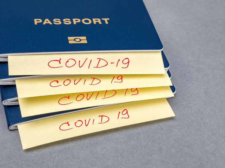 27% українців підтримують введення у країні COVID-паспорта, третина – проти – опитування