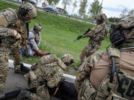 Підозрюваних затримали в Київській і Чернігівській областях