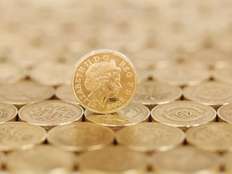 В одному з округів Великобританії переможця виборів визначили кидком монети