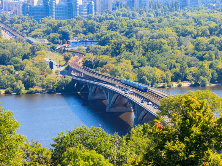 Влада Києва погодила перший масштабний ремонт мосту Метро від моменту його введення в експлуатацію 1965 року