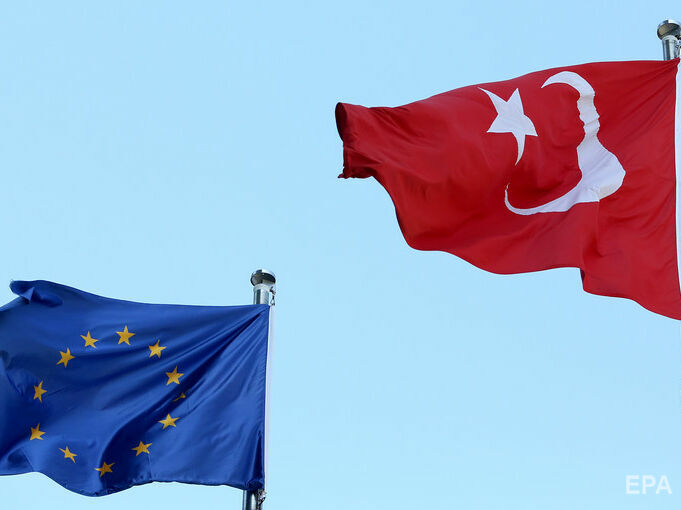 Депутаты Европарламента хотят остановить переговоры с Турцией о вступлении в Европейский союз