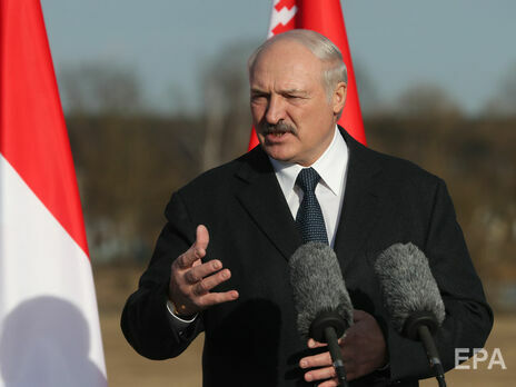 Лукашенко запропонував, щоб Байден і Путін обговорили Білорусь у Мінську. Обіцяє зустрічати літак Байдена з винищувачами