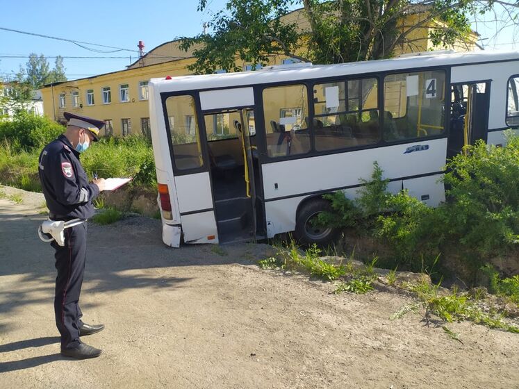 В закрытом городе РФ автобус насмерть сбил шестерых сотрудников "Росатома"