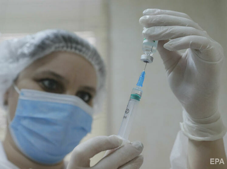 В Україні обидві дози вакцини проти коронавірусу ввели 204 тис. осіб