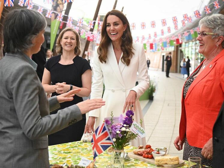 Кейт Миддлтон пришла на саммит G7 в браслете принцессы Дианы