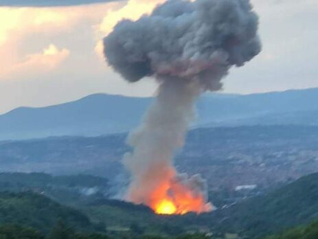 У Сербії на оборонному підприємстві вдруге за місяць прогриміли вибухи. Кілька робітників постраждало
