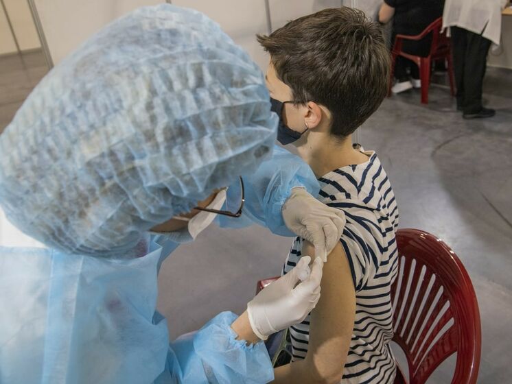 У Києві відкрили запис на масову COVID-вакцинацію у МВЦ. Робитимуть щеплення чотири дні поспіль
