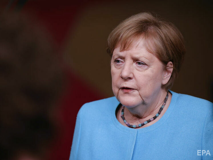 Меркель про бажання налагодити діалог із Путіним: Навіть під час холодної війни люди розмовляли одне з одним