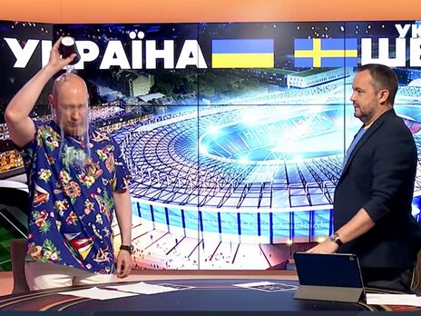 Облились водой в прямом эфире. Гордон и Голованов отпраздновали победу Украины на Евро 2020. Видео