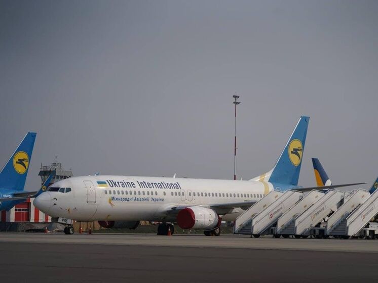 У МАУ заявили, що рейси в Анталію затримали через відновлення авіасполучення Туреччини з РФ