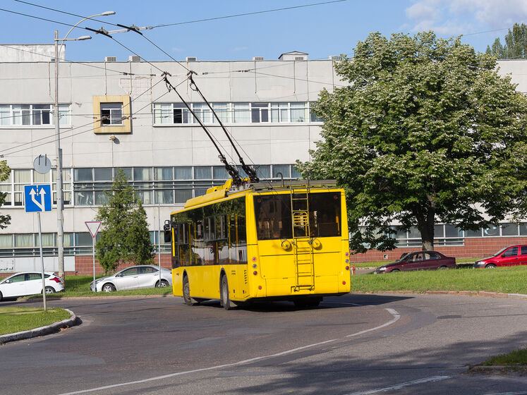 Київ першим в Україні відмовляється від паперових квитків на проїзд у громадському транспорті
