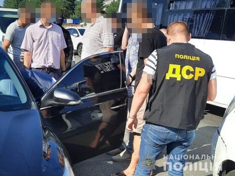 Поліція затримала інспекторів після отримання 10 тис. грн