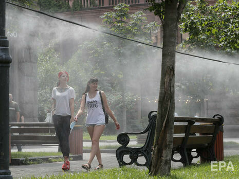 Синоптик рассказала, в каких регионах Украины жара начнет спадать первой