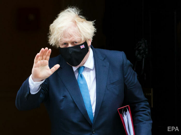 Премьер Великобритании и министр финансов не будут самоизолироваться после контактов с заболевшим COVID-19 главой минздрава