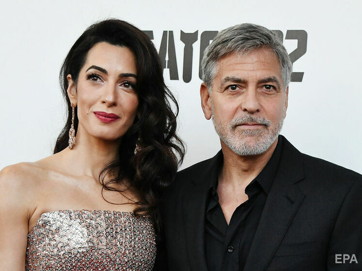 Подружжя Клуні відреагувало на чутки про вагітність