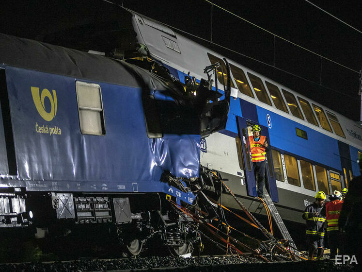 В Чехии столкнулись пассажирские поезда, есть погибшие и раненые
