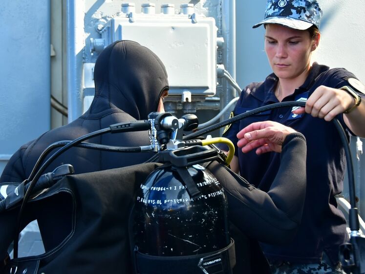 У Чорному морі проводять протимінні навчання водолазів "Дайв 2021" за участю шести країн