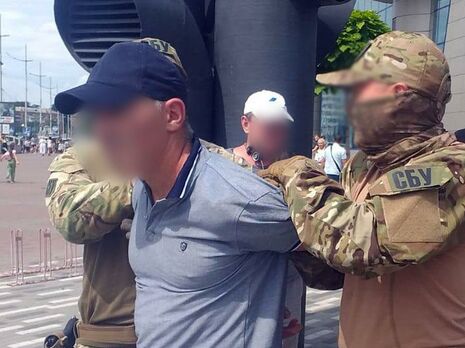 Підозрюваного в організації злочинної схеми затримали в Києві