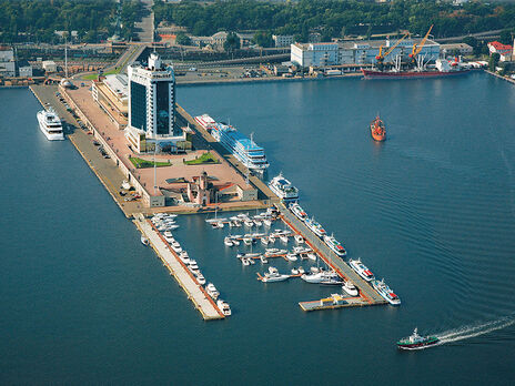 Экс-чиновников Одесского порта подозревают в растрате 1,8 млн грн