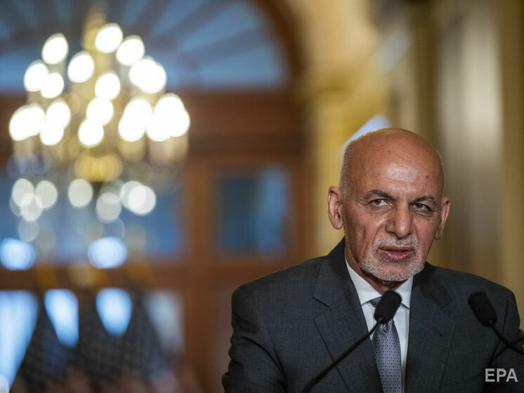 Президент Афганістану подав у відставку і вилетів із країни – ЗМІ