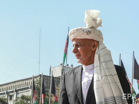 Президент Афганістану Гані полетів в Оман