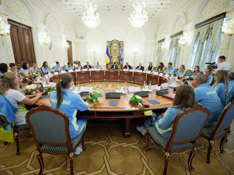 Зеленський: Україна буде гідно підтримувати наших визначних спортсменів