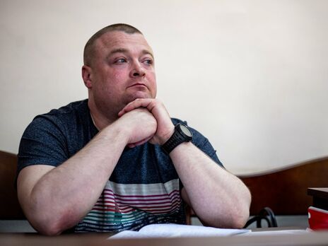 Шаповалов 2021 року через суд поновився на службі у МВС, але його відразу звільнили, а після нової підозри він зник