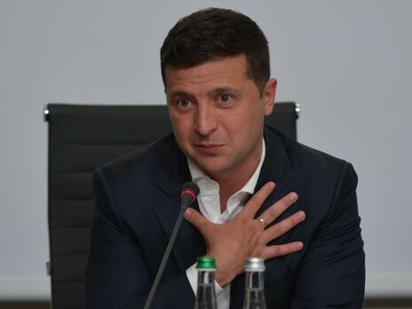Зеленский возглавляет президентский рейтинг, он лидирует в 17 областях Украины – опрос
