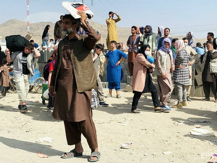 "Талібан" перешкоджає евакуації охочих полетіти з Афганістану – ЗМІ
