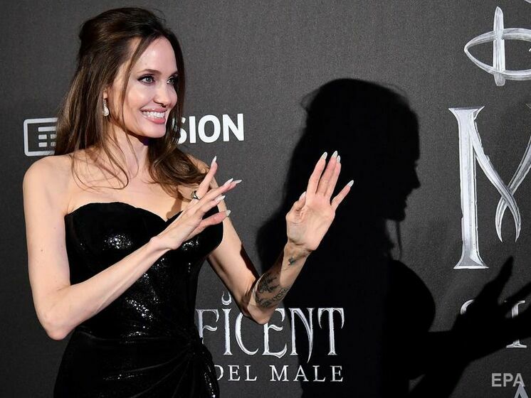 На Instagram Анджелины Джоли за два дня подписались 7 млн человек