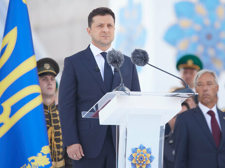 Зеленский принимал парад по случаю Дня Независимости Украины