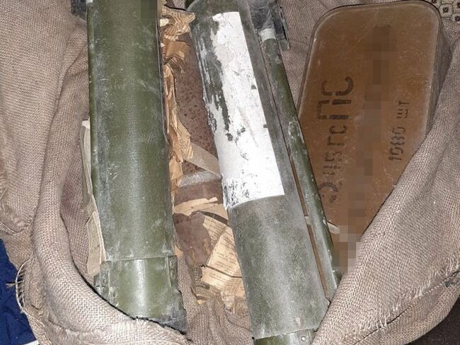 У центрі Кропивницького знайшли схрон із бойовими засобами ураження – з реактивними протитанковими гранатами і ящиком патронів